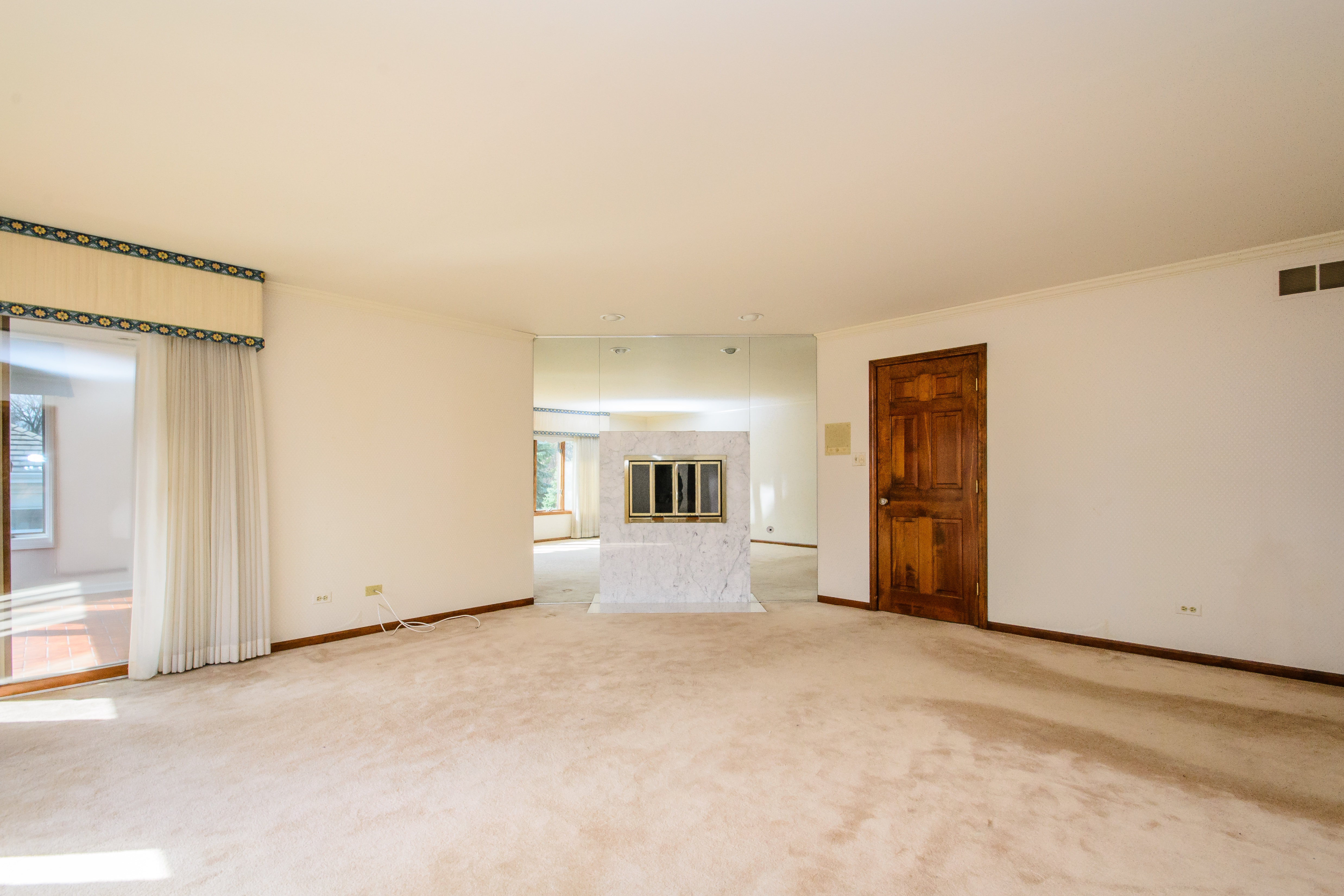 17-master-bedroom-2-before